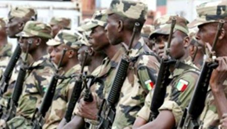 Militaires sénégalais de la Cédéao déployés en Gambie. (Image d'illustration) AFP - CARL DE SOUZA