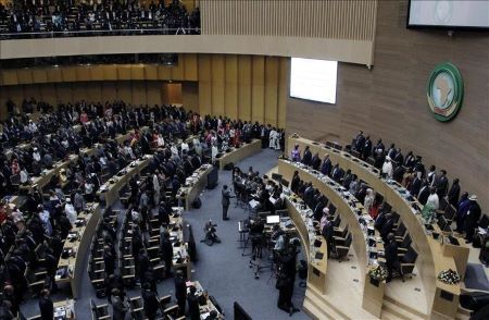L'Union Africaine appelle à la restauration d'un régime civil au Tchad