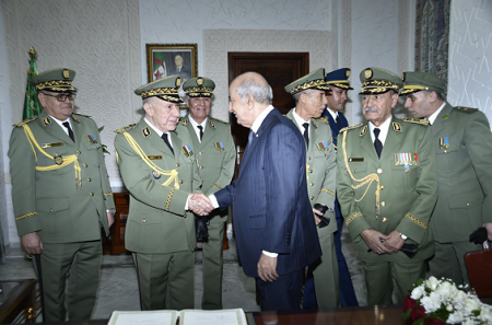 Le président Abdelmadjid Tebboune et les généraux / DR  