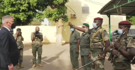 Le ministre italien de la Défense Lorenzo Guerini est en visite au Niger