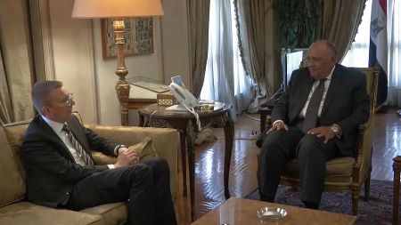 Le ministre letton des Affaires étrangères s'est entretenu dimanche au Caire avec son homologue égyptien.   - AP