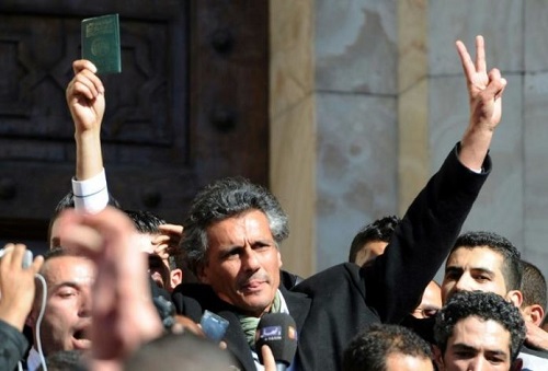 Le maire, Kamal Hachouf, membre du Front de libération nationale (FLN), parti du président algérien Abdelaziz Bouteflika