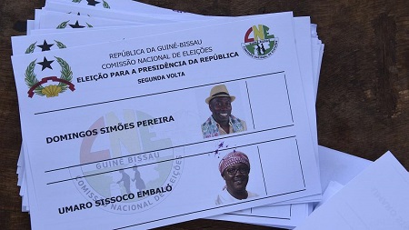 Les Bissau-Guinéens ont commencé dimanche à élire leur président lors d’un second tour à l’issue incertaine