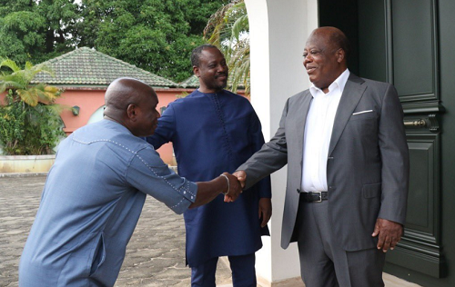 SORO GUILLAUME a rendu ce mardi une visite de courtoisie au Premier Ministre Charles KONAN BANNY, il était accompagné de son Porte-parole du Comité Politique, Messou KABLAN