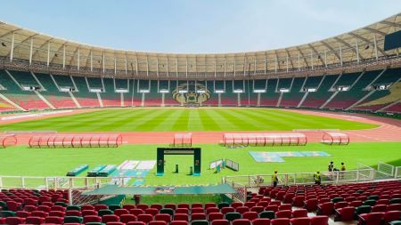 Le stade Olembe de Yaoundé au Cameroun avec une capacité de 60000 place se prépare pour l'inauguration de la CAN21 