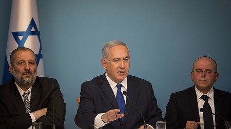 Meir Ben-Shabbat (à droite), conseiller de Benyamin Netanyahou. D. R.