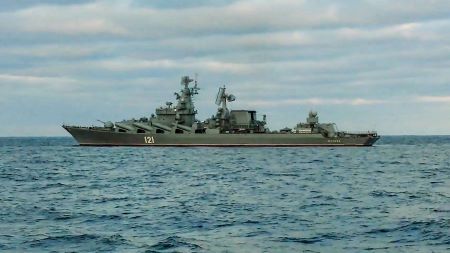 Le croiseur Moskva, le navire amiral de la flotte russe en mer Noire
