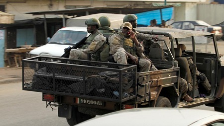 Des soldats des forces spéciales ivoiriennes à Adiake le 7 février 2017. © REUTERS/Luc Gnago TPX IMAGES OF THE DAY