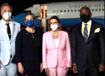 Nancy Pelosi, la présidente de la Chambre des représentants américaine a atterri à Taïwan, ce mardi. Photo: capture écran