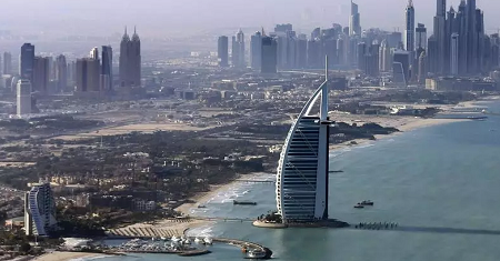 Vue de Dubaï aux Émirats arabes unis. REUTERS/Karim Sahib