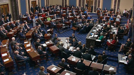Minoritaires au Sénat, les démocrate ont fait bloc contre Donald Trump lors du vote final du procès en destitution, mercredi 5 février 2020. U.S. Senate TV/Handout via Reuters