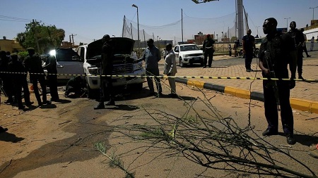 Lieu de l'attaque qui a visé le Premier ministre soudanais, à Khartoum, le 9 mars 2020. REUTERS/Mohamed Nureldin Abdalla