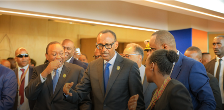 Sommet (TAS 2019) 15 mai 2019 à Kigali au Rwanda en présence de trois présidents africains, Paul Kagamé du Rwanda, Uhuru Kenyatta du Kenya et Ibrahim Boubacar Keita  du Mali.