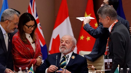 Le président du Brésil Luiz Inacio Lula da Silva au sommet du G20 à New Delhi.  