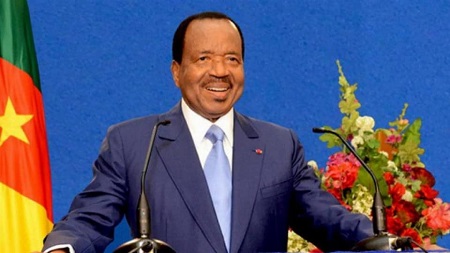 Le président camerounais Paul Biya célébré par l'OMS