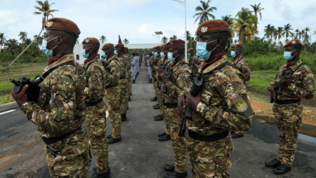 Des soldats ivoiriens, lors de l'inauguration de l'Académie militaire de Jacqueville près d’Abidjan, le 10 juin 2021. (Image d'illustration) © REUTERS - Luc Gnago