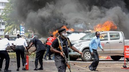 Plus de 22 blessés dans deux explosions à Kampala