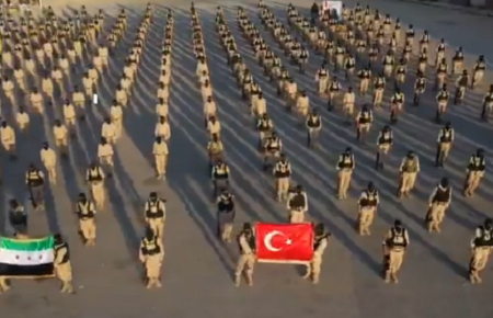 Plus de 10 000 mercenaires envoyés par la Turquie pour combattre sont rentrés en Syrie (OSDH)
