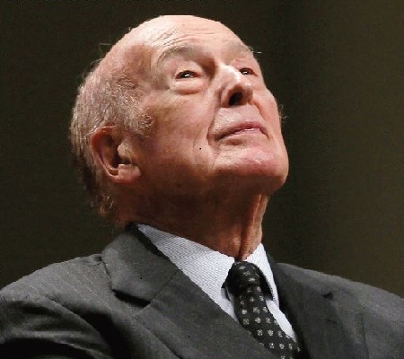 L'ancien président français Valéry Giscard d'Estaing est mort à 94 ans 