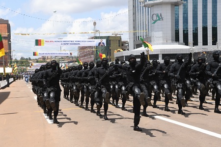 L'entrée du BIR (bataillon d'intervention rapide) qui est un symbole très fort pour la lutte contre le terrorisme a fait son entrée sous une houlette d'applaudissements au défilé du 20 Mai 2019. Photo : prc