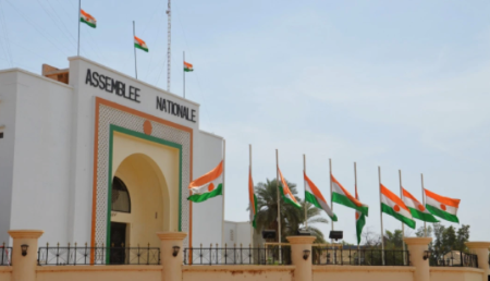 Le Parlement Niger vote pour le déploiement des forces étrangères