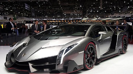 les 25 voitures de luxe de Teodorin Obiang vendues à 21,6 millions d'euros