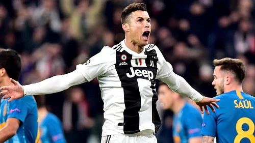 Le Portugais Cristiano Ronaldo exulte après avoir marqué pour la Juventus contre l'Atlético de Madrid, le 12 mars 2019. Massimo Pinca/Reuters