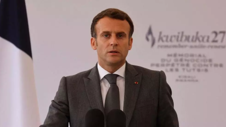 Le président français Emmanuel Macron, lors de son discours devant le Mémorial du génocide de Gisozi, au Rwanda, le 27 mai 2021. AFP - LUDOVIC MARIN