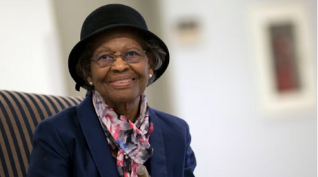 West a travaill&eacute; pendant plusieurs d&eacute;cennies dans la marine am&eacute;ricaine. (Photo : Adrian Cadiz/Arm&eacute;e de l'air am&eacute;ricaine)