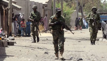 Le Cameroun a connu dimanche soir à Darak (nord) une des attaques les plus meurtrières menées par le groupe jihadiste nigérian Boko Haram au cours des derniers mois, faisant 37 morts